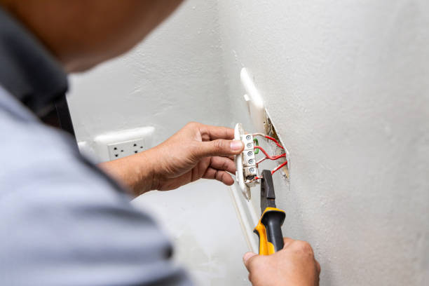Affordable Emergency Electrician in Stafford, OR