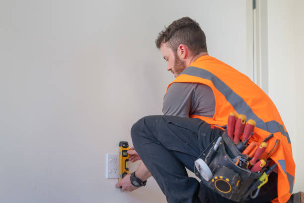 Best Licensed Electrician  in Staffd, OR