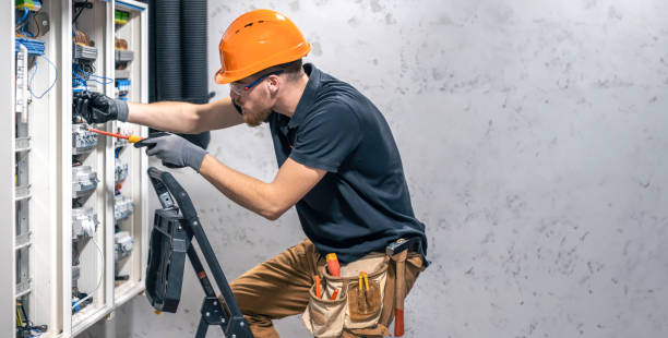 Best Circuit Breaker Repair  in Staffd, OR